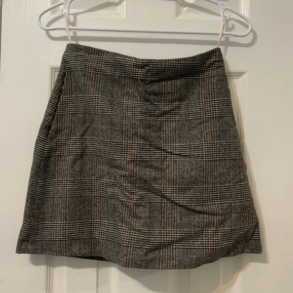 Aritzia New Classic Mini Skirt